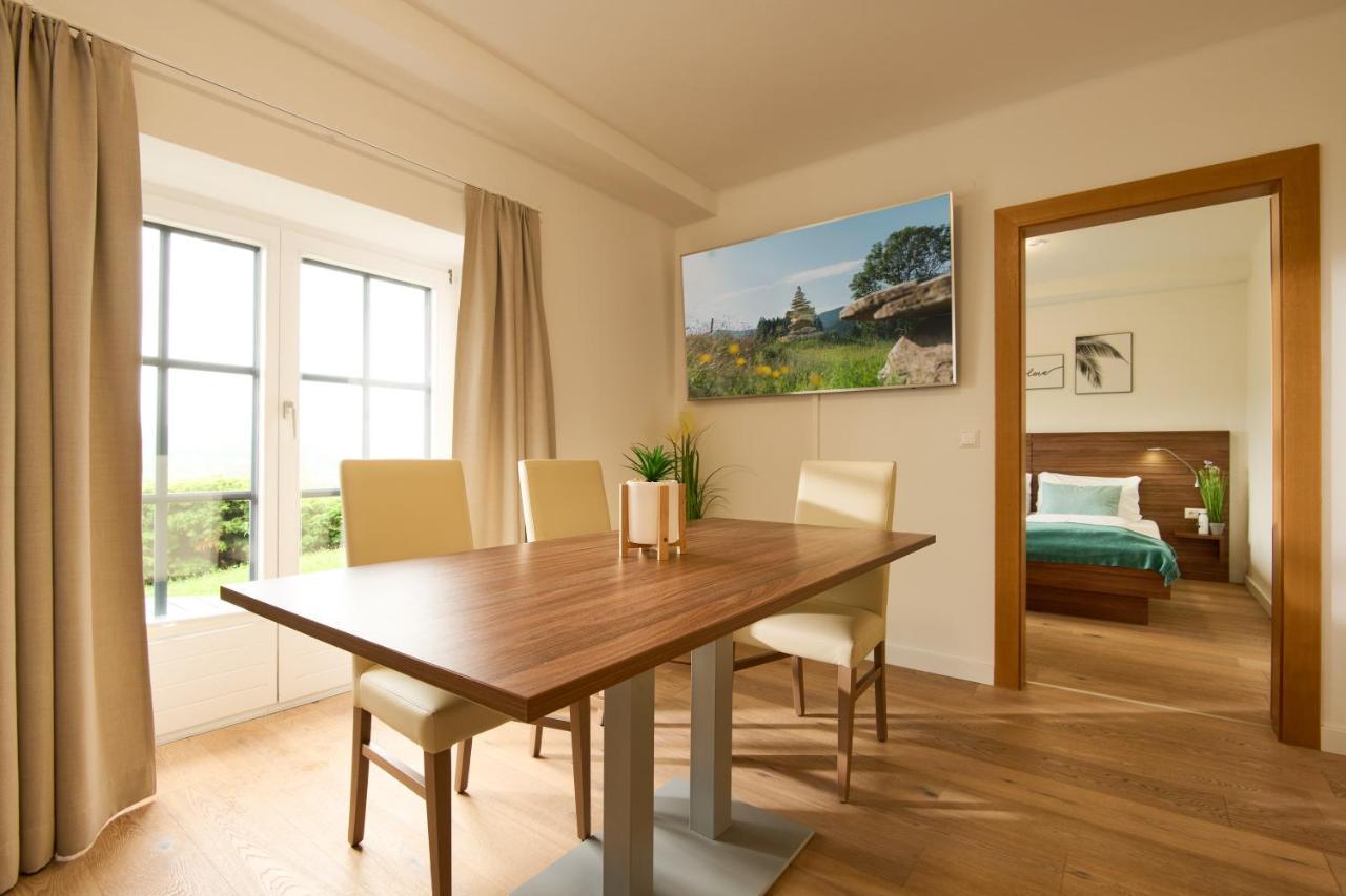Haus Aussicht - Ferienwohnungen Velden Velden am Woerthersee Luaran gambar