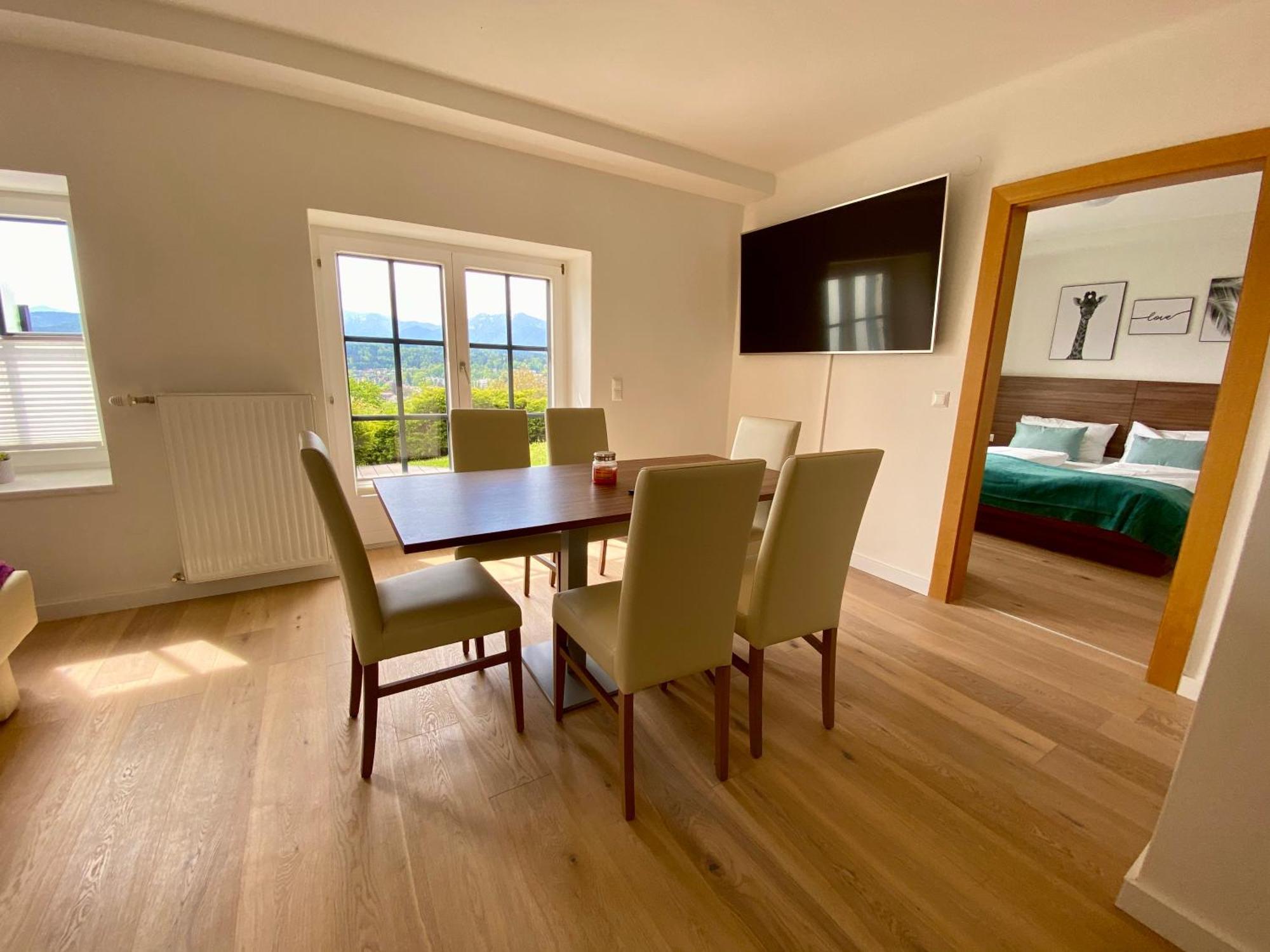 Haus Aussicht - Ferienwohnungen Velden Velden am Woerthersee Bilik gambar